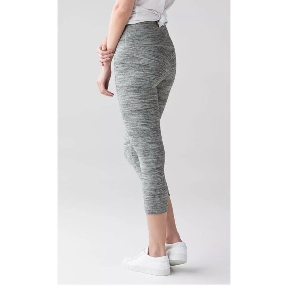Lululemon Wunder Under Crop‎ Hi-Rise Space Dye Camo Seal Gray Coal size 8 NWT - Picture 1 of 11